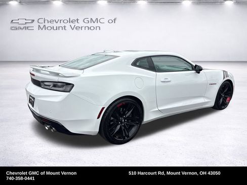 Used 2018 Chevrolet Camaro SS w/ Redline Edition RWD image 5