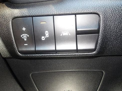 Used 2021 Kia Sportage S w/ S AWD Premium Package image 16