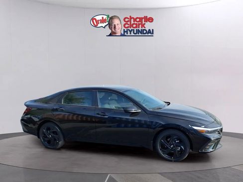 New 2026 Hyundai Elantra Sport FWD image 6