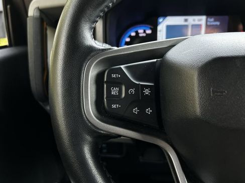 Used 2021 Ford Bronco Badlands image 14