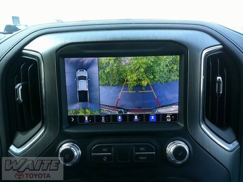 Used 2021 GMC Sierra 2500 Denali image 18