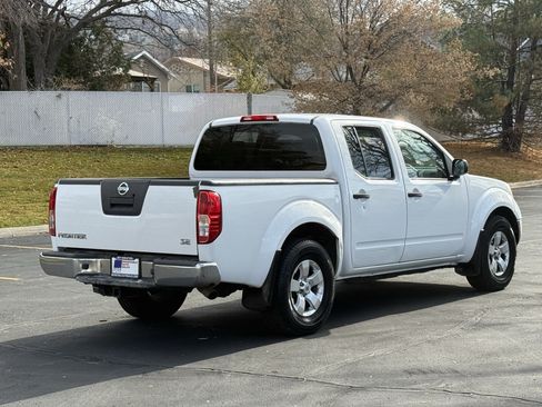 Used 2010 Nissan Frontier SE RWD image 6