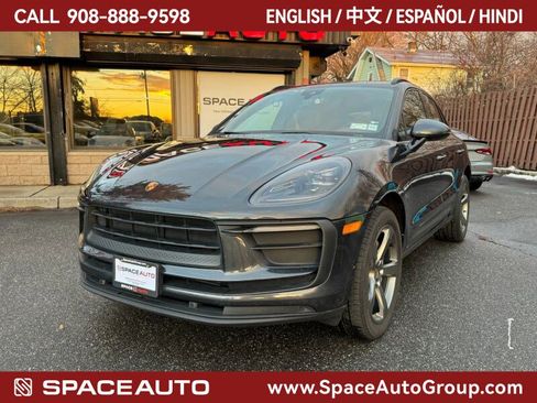 Used 2022 Porsche Macan image 1