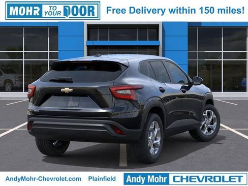 New 2026 Chevrolet Trax LS image 5