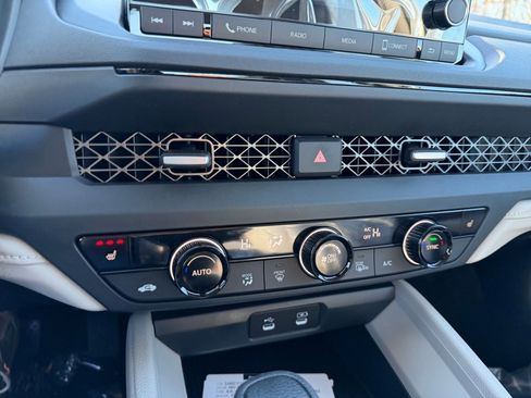 New 2025 Honda Accord SE image 18