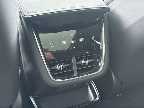 New 2026 Volvo EX90 Ultra AWD/4WD image 9