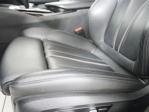 Used 2019 BMW 530i xDrive w/ Convenience Package AWD/4WD image 9