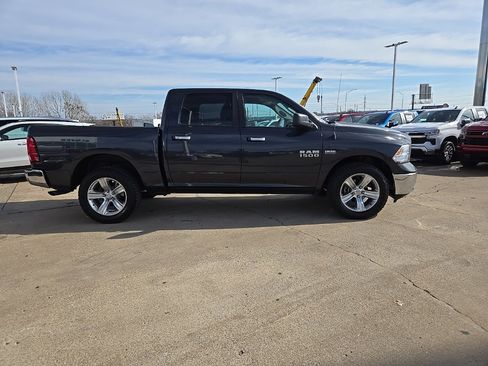 Used 2018 RAM 1500 Classic SLT image 7
