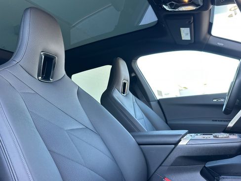 Certified 2023 BMW iX xDrive50 w/ Premium Package image 31