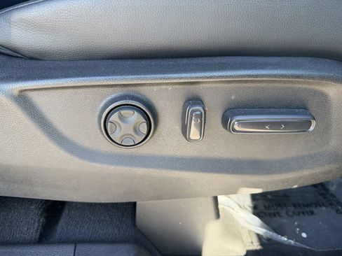 Used 2024 Honda Odyssey Sport image 11