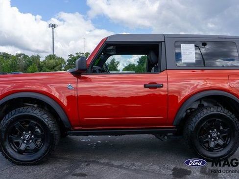 Used 2024 Ford Bronco Black Diamond image 9