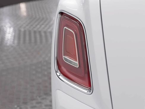 New 2027 Rolls-Royce Phantom Sedan RWD image 74