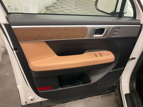 Used 2024 Hyundai Santa Fe Limited image 23