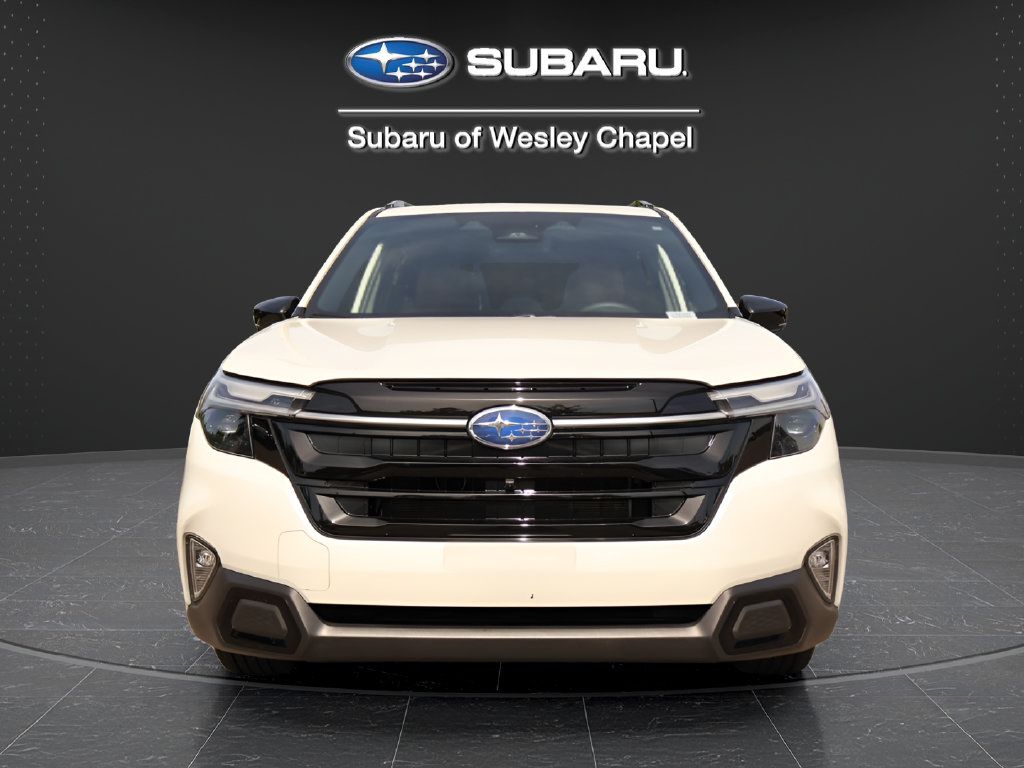 Certified 2025 Subaru Forester Touring AWD/4WD image 3