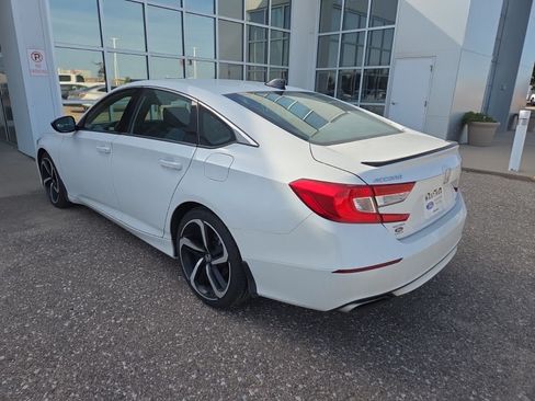 Used 2022 Honda Accord Sport image 3