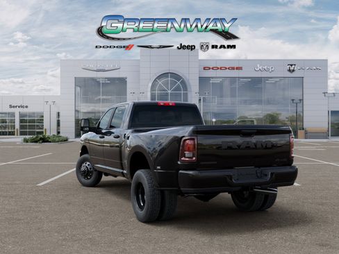 New 2026 RAM 3500 Big Horn AWD/4WD image 3