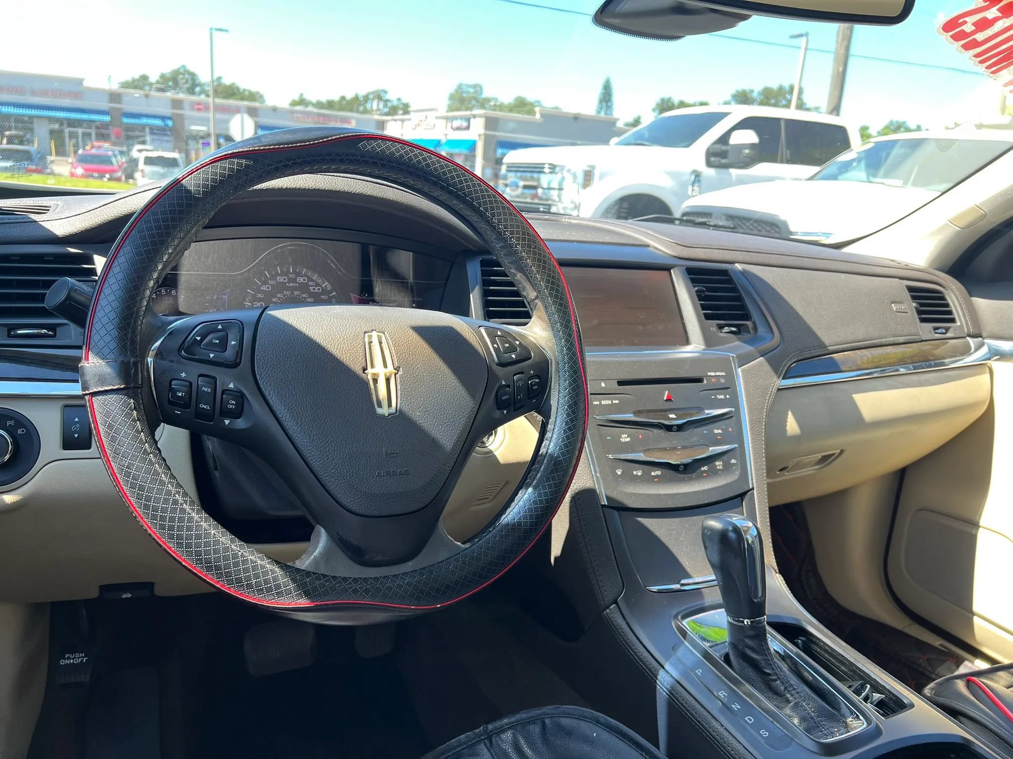 Used 2014 Lincoln MKS FWD image 14