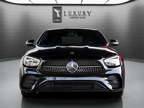 Used 2021 Mercedes-Benz E 350 Sedan w/ Premium Package image 3