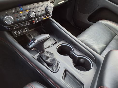 Used 2025 Dodge Durango GT image 26