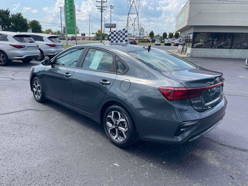 Used 2021 Kia Forte LXS FWD image 5
