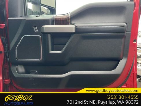 Used 2017 Ford F250 Platinum w/ Platinum Ultimate Package AWD/4WD image 48