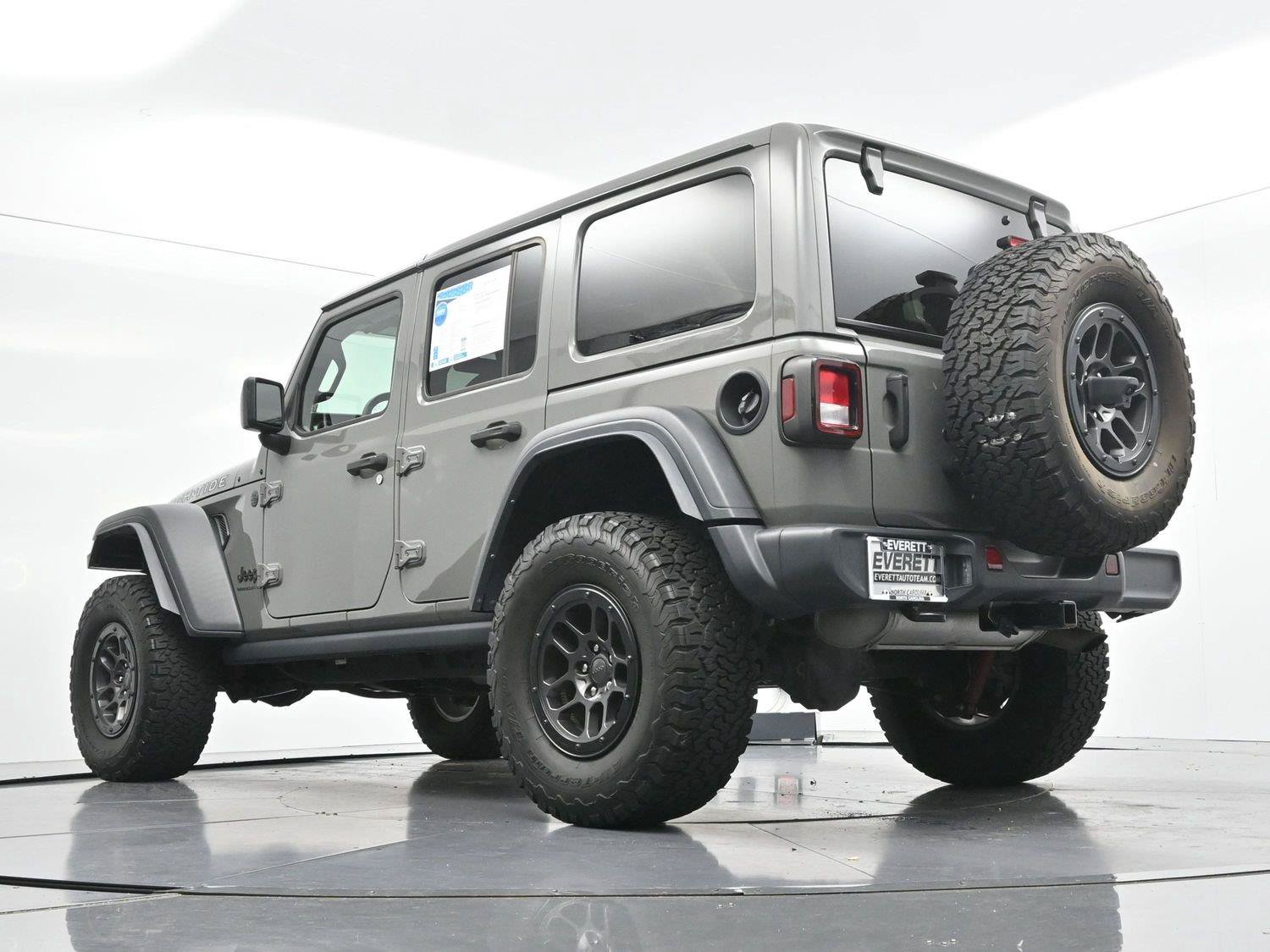 Used 2023 Jeep Wrangler Unlimited Sport AWD/4WD image 42