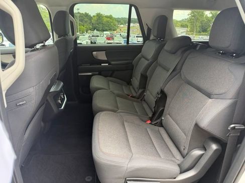Used 2025 Ford Expedition Max Active RWD image 19