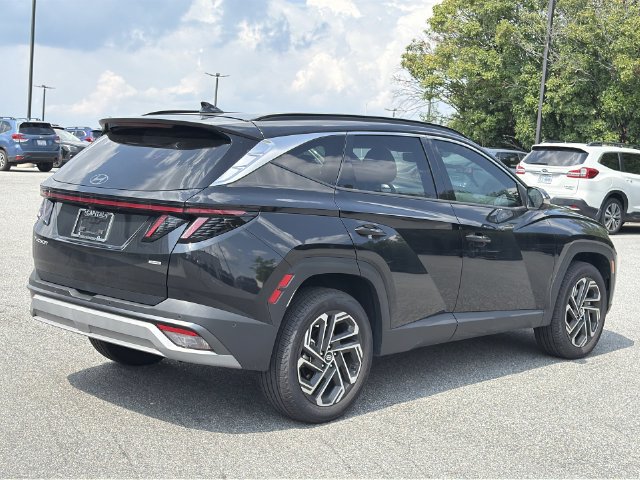 Certified 2025 Hyundai Tucson Limited AWD/4WD image 19
