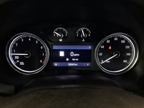 Used 2022 Buick Enclave Essence w/ Sport Touring Edition FWD image 19