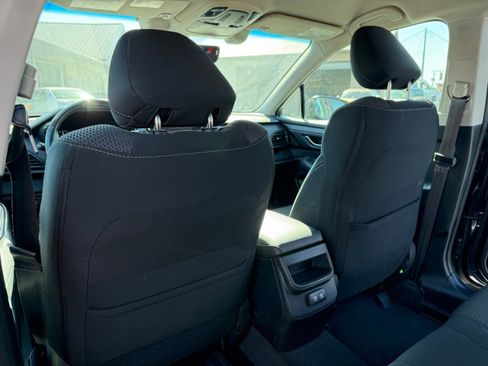 Used 2021 Subaru Outback Premium image 18