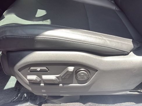 Used 2024 Hyundai Santa Fe Calligraphy FWD image 17