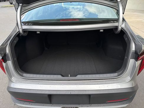 New 2026 Kia K4 FWD image 17