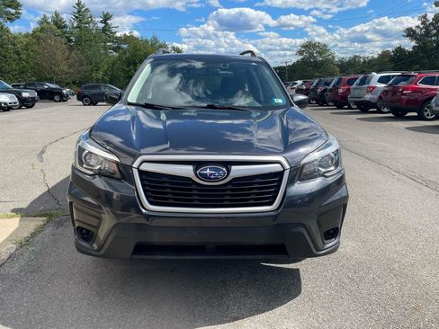 Used 2019 Subaru Forester Premium AWD/4WD image 2