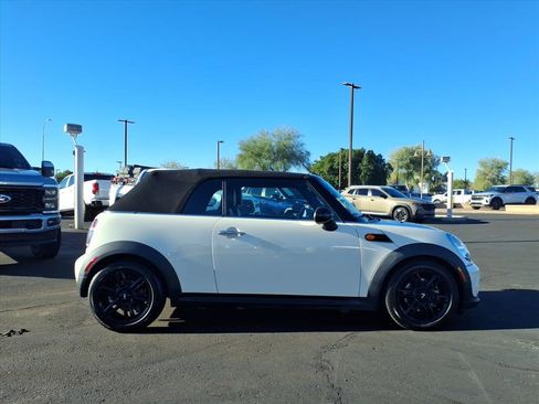 Used 2015 MINI Cooper Convertible image 7