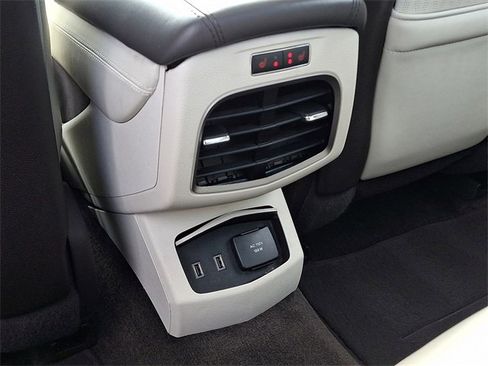 Used 2018 Lincoln MKZ Black Label w/ Climate Package image 12