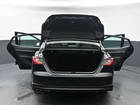 Used 2026 Toyota Camry SE AWD/4WD image 51