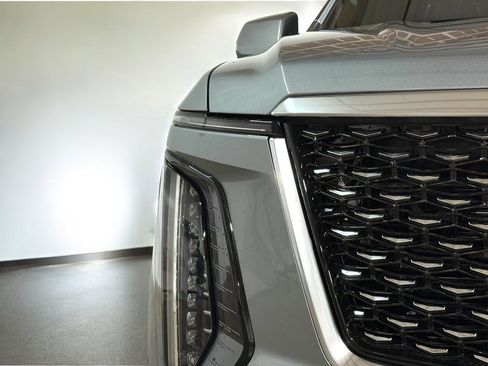 New 2025 Cadillac Escalade Premium Luxury w/ Touring Package image 9