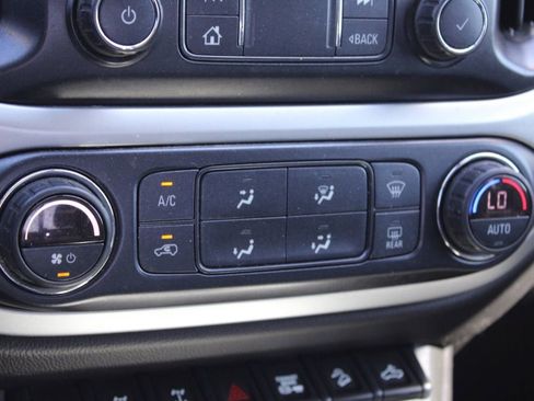 Used 2020 Chevrolet Colorado ZR2 image 34