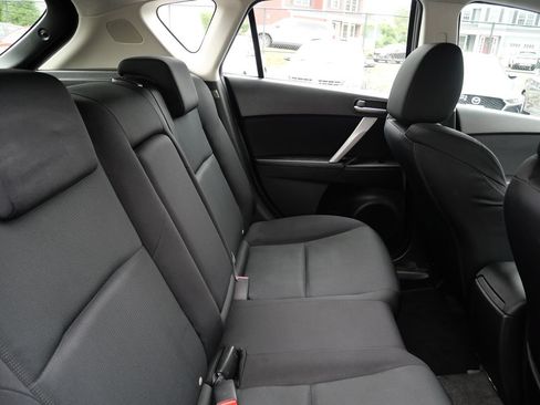Used 2010 MAZDA MAZDA3 s Sport FWD image 30