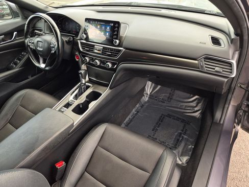 Used 2020 Honda Accord Sport image 32
