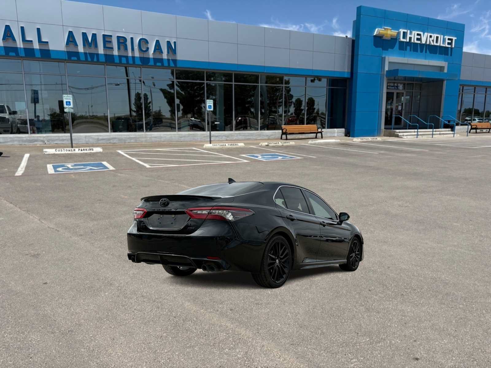 Used 2021 Toyota Camry XSE FWD image 8