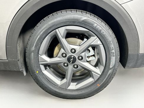 Used 2025 Kia K4 FWD image 11