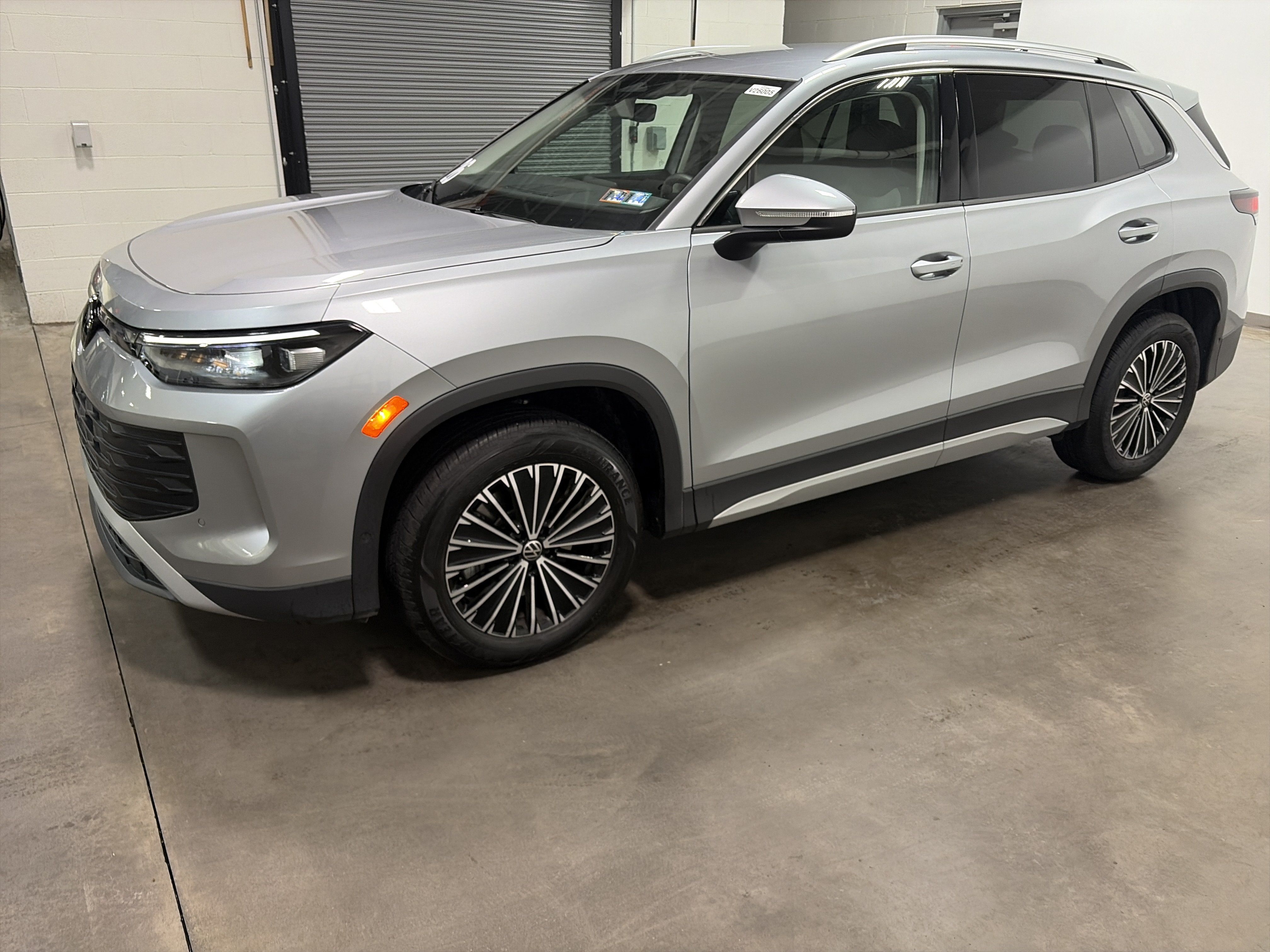 Certified 2026 Volkswagen Tiguan S AWD/4WD image 6