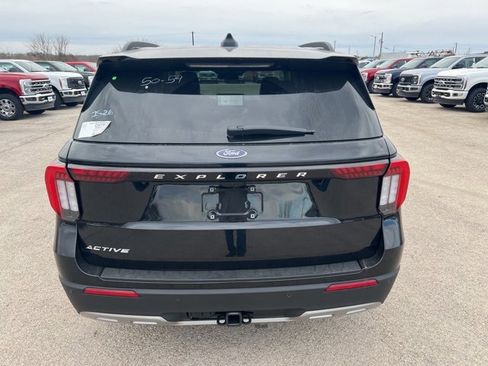 New 2025 Ford Explorer Active w/ Active Comfort Package image 7
