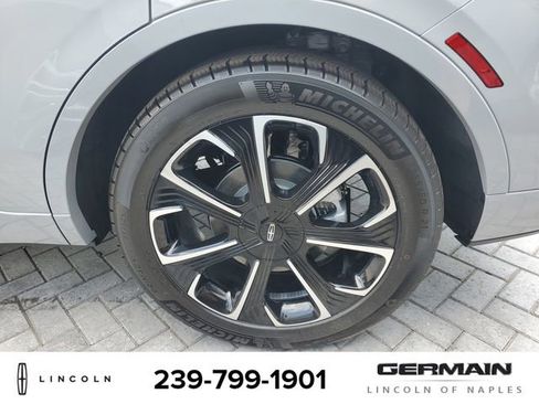 New 2026 Lincoln Nautilus Reserve AWD/4WD image 11