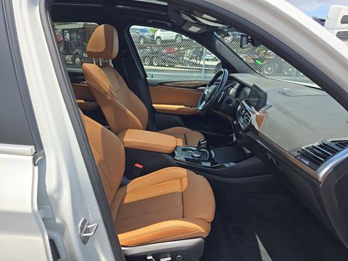 Used 2024 BMW X3 sDrive30i w/ Convenience Package RWD image 10