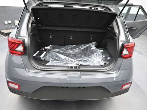 New 2026 Hyundai Venue SEL FWD image 14