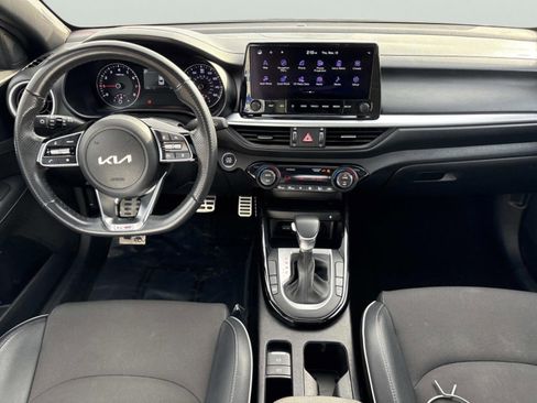 Used 2023 Kia Forte GT-Line w/ GT-Line Premium Package image 15