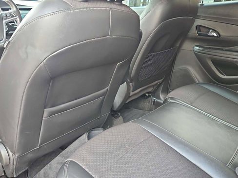 Used 2019 Buick Encore Preferred image 18