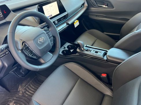 New 2026 Toyota Prius XLE FWD image 7